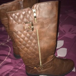 Karyn & Collection Brown Boots